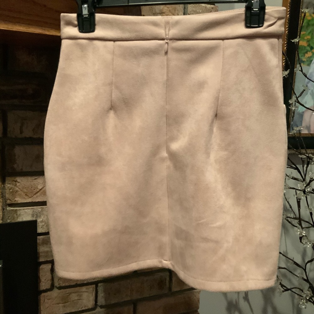 Mini skirt - Picture 4 of 4